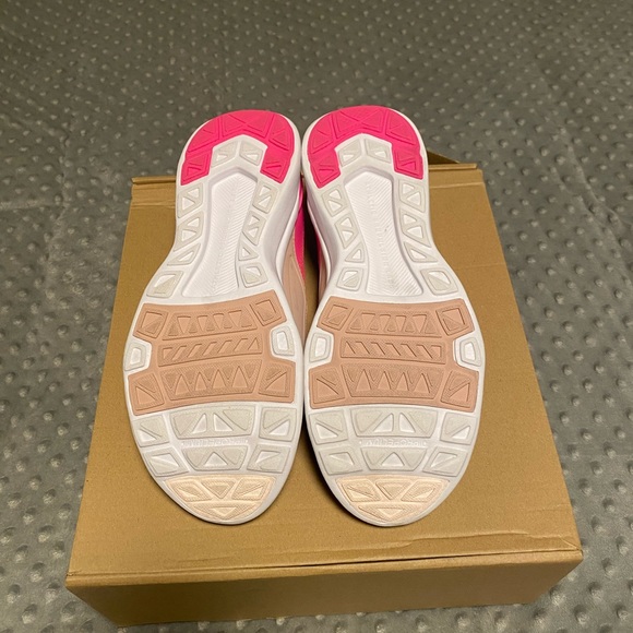 APL performance shoes - Picture 4 of 5